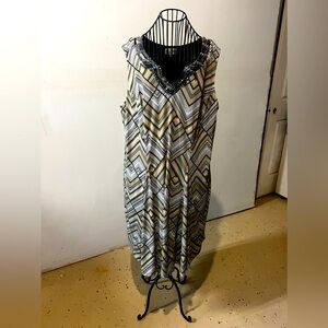 Women’s shift dress, size 1X.